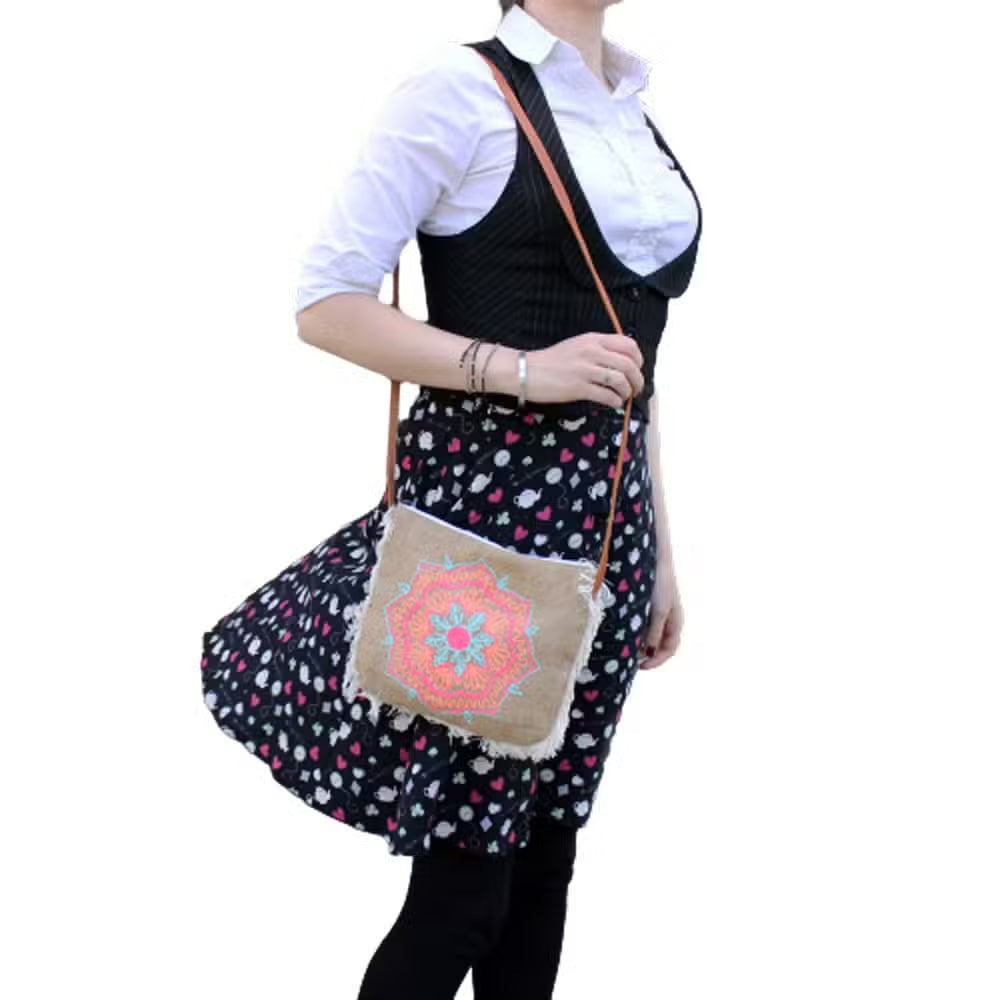 Soft Washed Eco-Friendly Jute Fringe Shoulder Handbags - Colourful Mandala