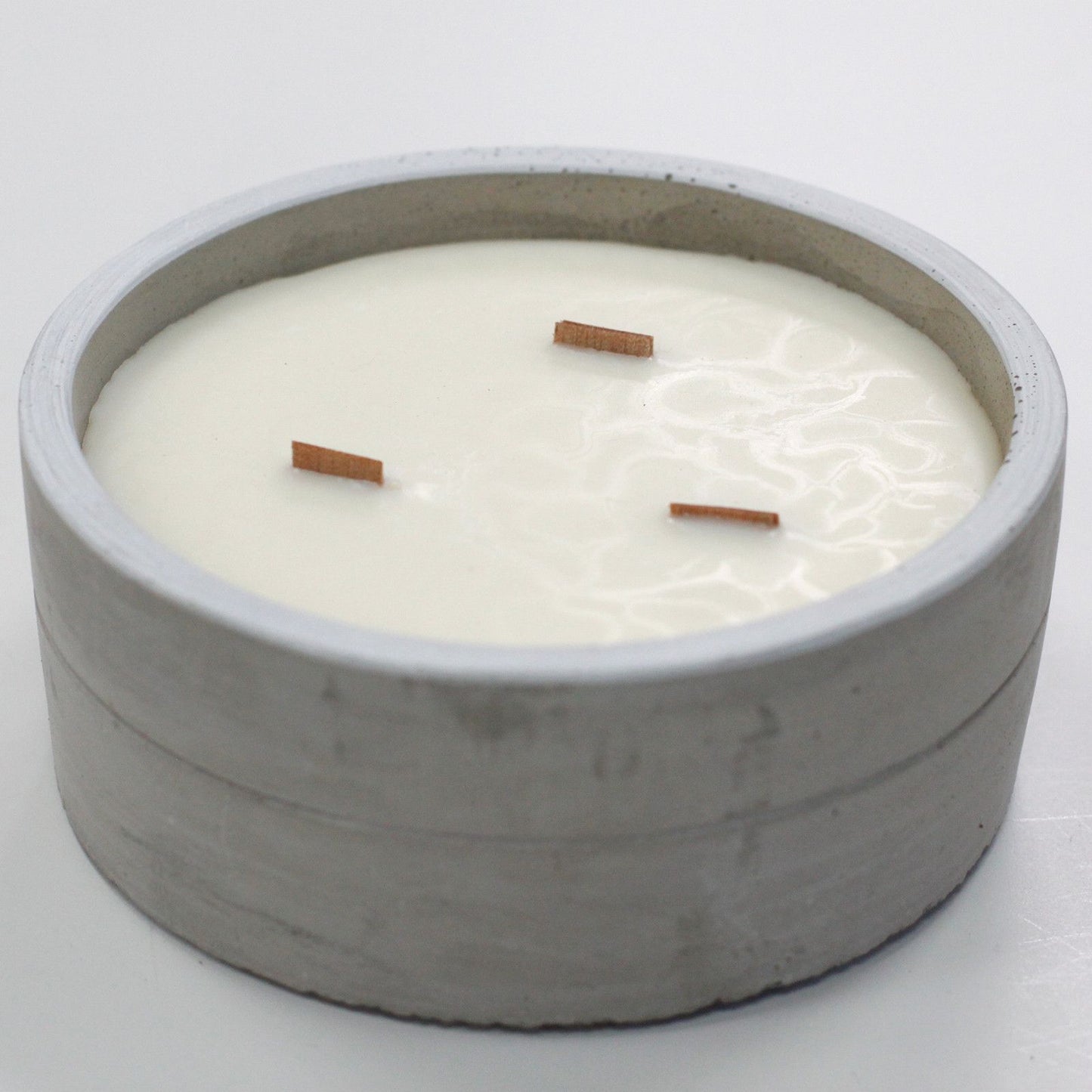 Concrete Wooden Wick Soy Candle Holder - Large / Round / Crushed Vanilla and Orange