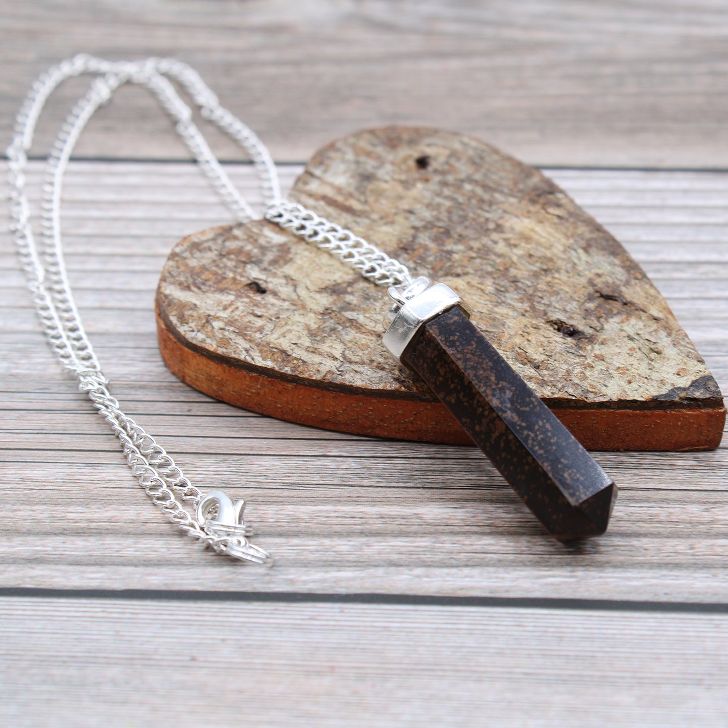 Classic Point Gemstone Unisex Pendant