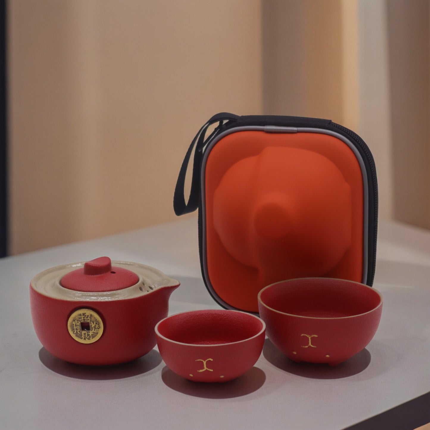 200ml Red Money Cat Ceramic Teapot with a 2 Matching Cup Set and Travel Case