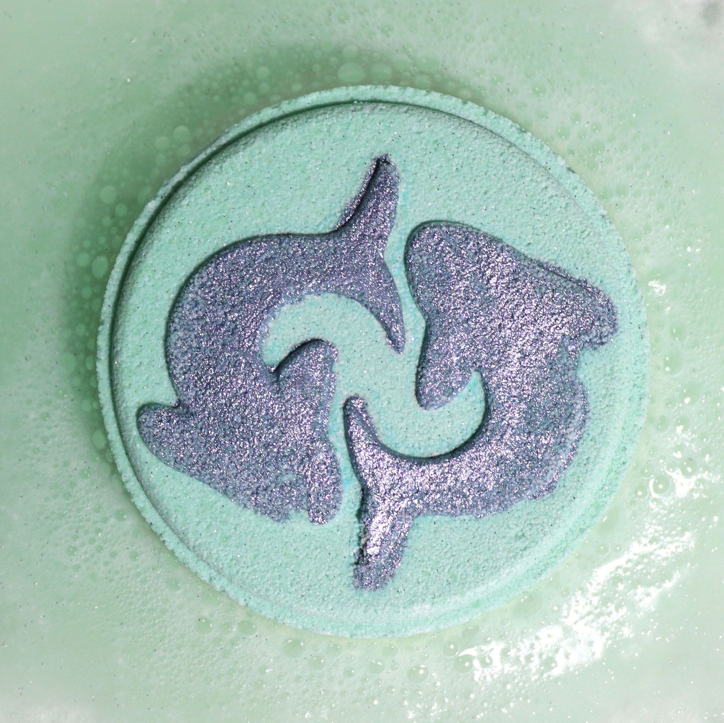 2 x Fragranced Zodiac Horoscope Bath Bomb Fizzers  - Aquamarine and Celestial Smoke Fragrance / Pisces
