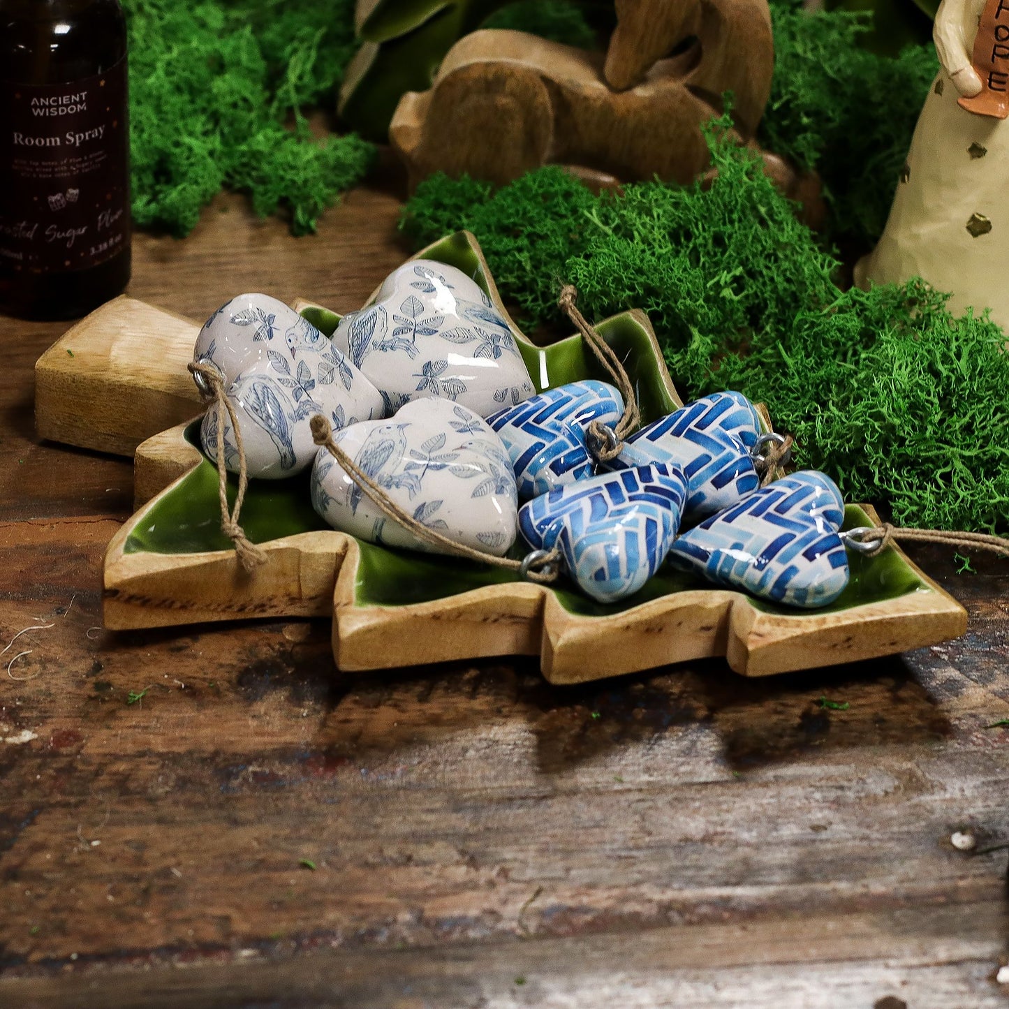 Handcrafted Enamel Wooden Bowl - Tree