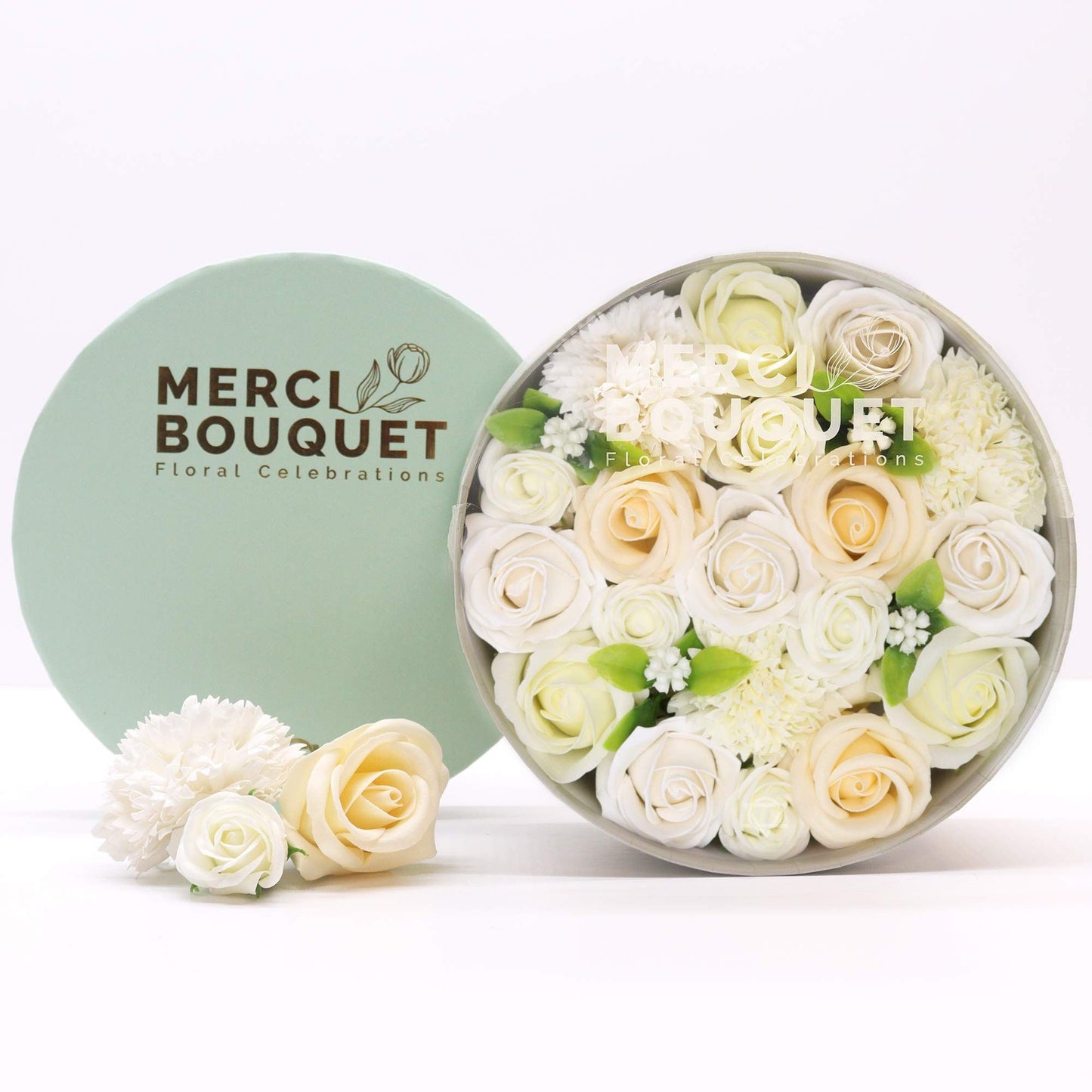 Luxury Soap Flowers - Round / Whites and Ivory