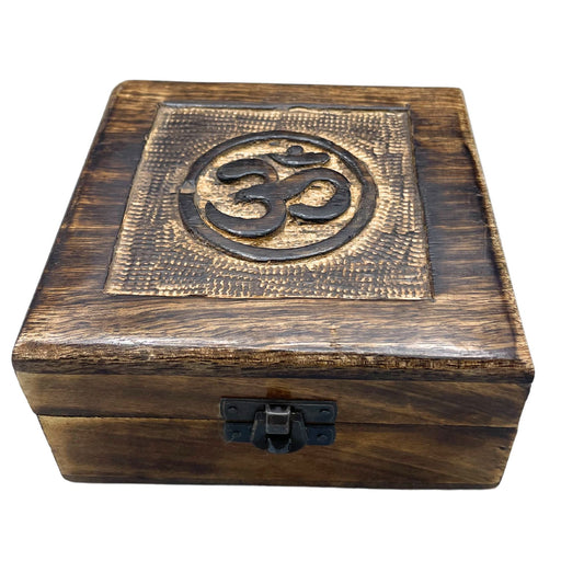 Hand Carved Mango Wood Vintage Style Keepsake Box - Medium / Square / Om