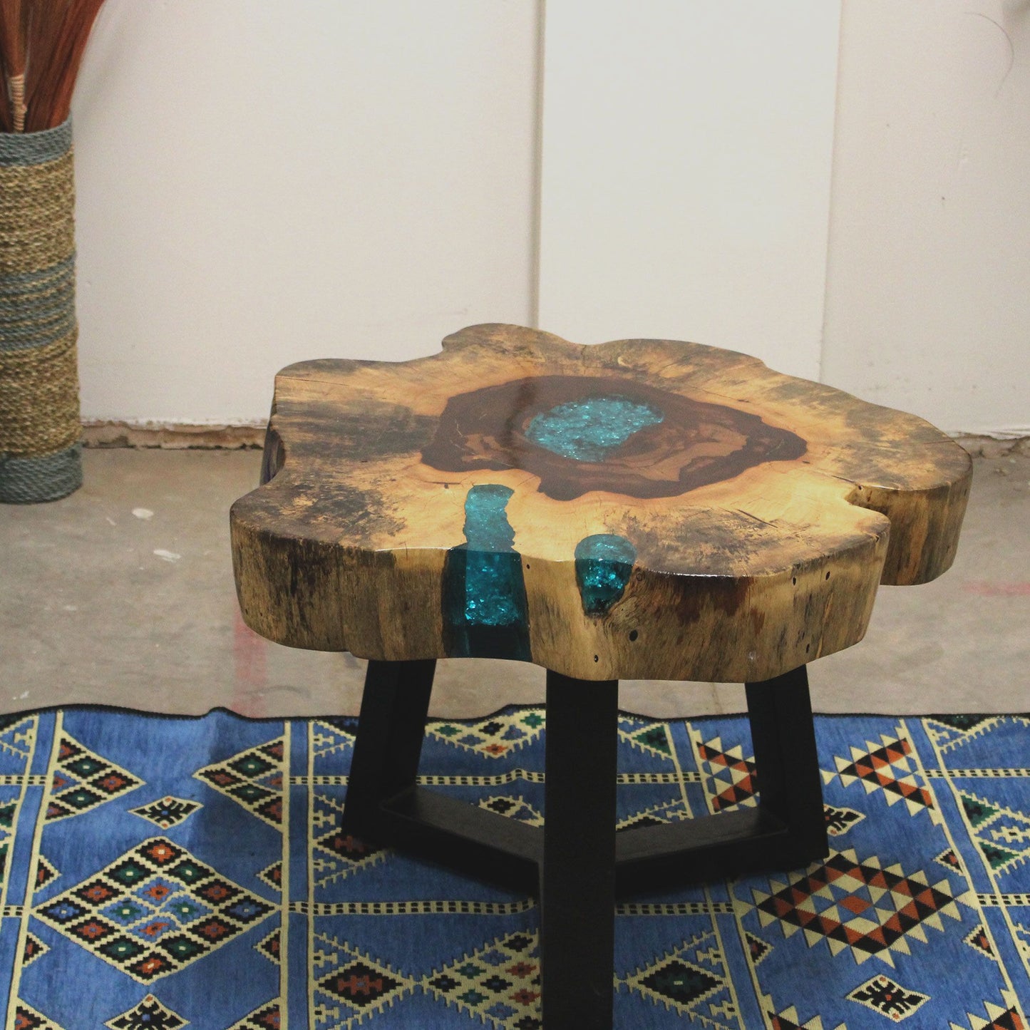 Tamarind and Resin Unique Coffee Table - Aqua